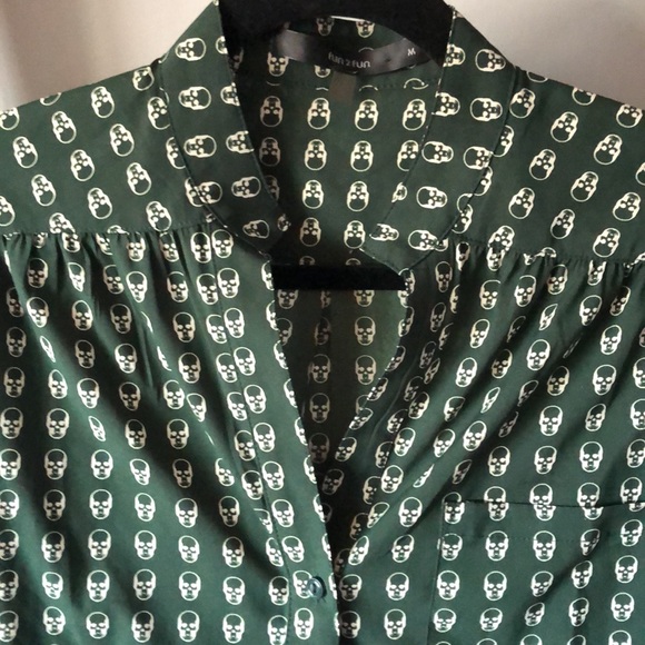 ModCloth Skull 💀 tunic sz M - Picture 3 of 6